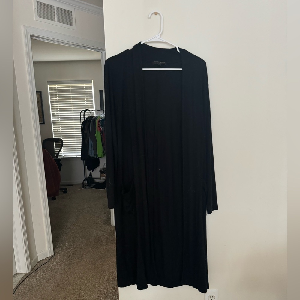 Banana Republic - Black long sweater - size small
